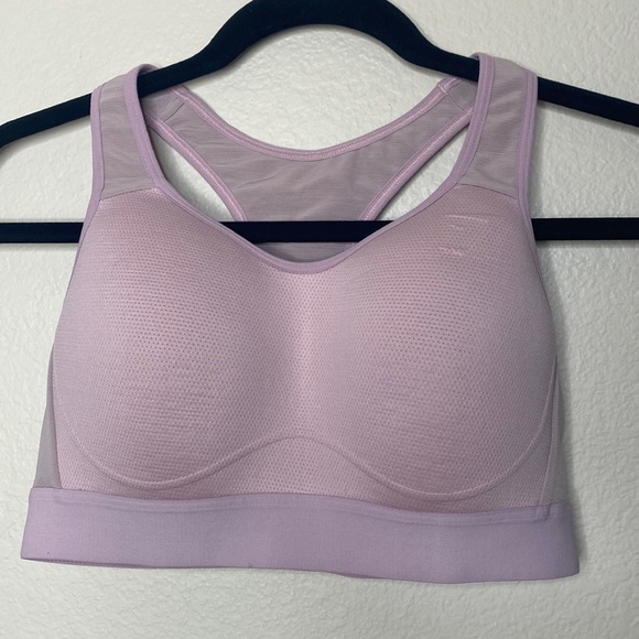 Gymshark Sports Bra women’s medium pink mesh - Picture 1 of 4